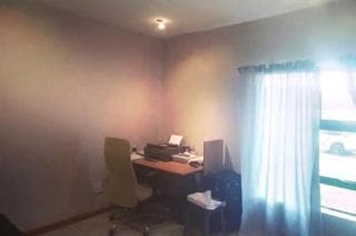 2 Bedroom Townhouse for Sale in Amberfield - Thumbnail 4