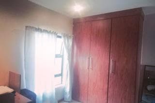 2 Bedroom Townhouse for Sale in Amberfield - Thumbnail 5