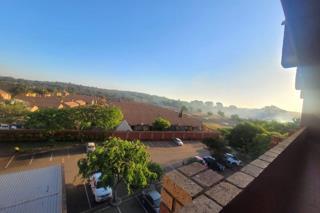 2 Bedroom Apartment / Flat for Sale in Zwartkop - Thumbnail 2