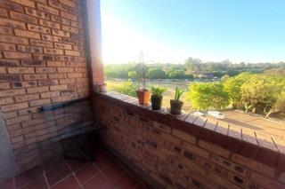 2 Bedroom Apartment / Flat for Sale in Zwartkop - Thumbnail 4