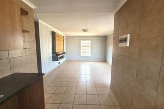 3 Bedroom House for Sale in Olievenhoutbosch - Thumbnail 5