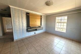 3 Bedroom House for Sale in Olievenhoutbosch - Image 1